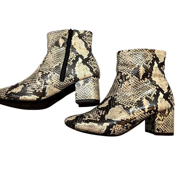 Time & True 8.5 Women's Shoes Faux Snake Skin Ankle Boots Booties 8 1/2 - Picture 1 of 7